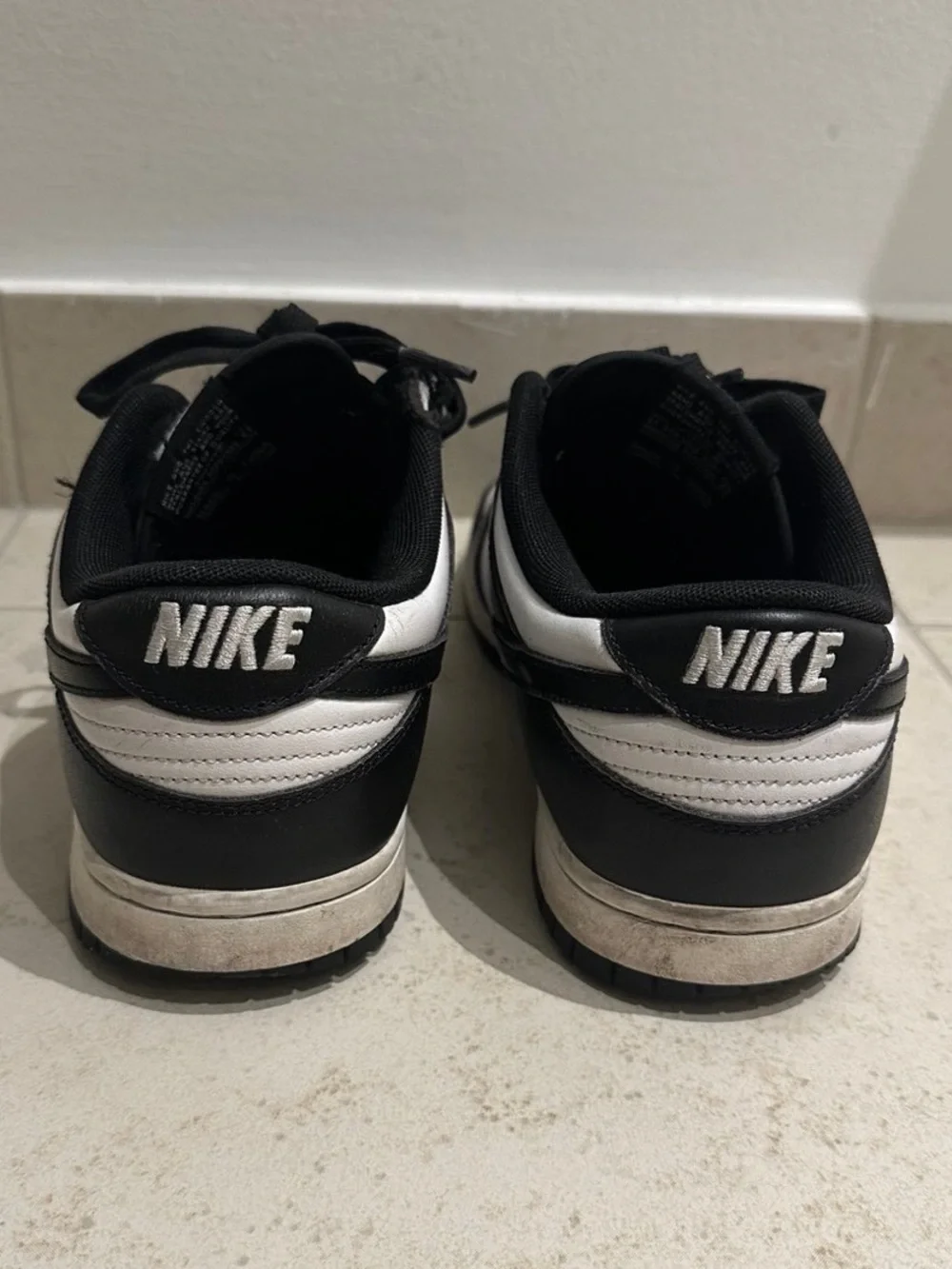 Nike Men’s Dunk Low Retro Pandas Size 8.5
